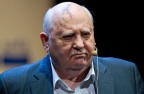 Горбачев заявил, что США могут втянуть Россию в «горячую войну»