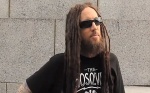 Гитарист американской группы Korn попал в больницу в Красноярске