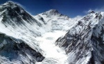 На Эвересте из-за схода лавины погибли шесть человек
