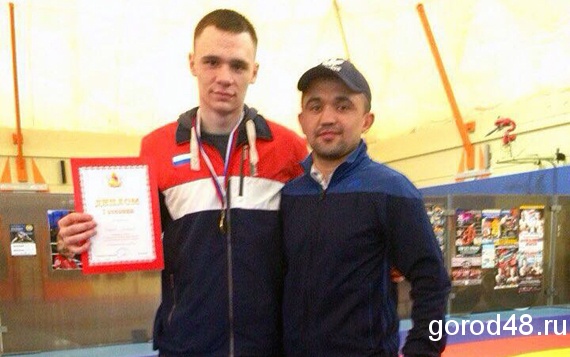 Липецкий рукопашник выиграл 4 боя в Воронеже Липецкий рукопашник выиграл 4 боя в Воронеже