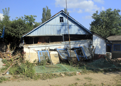 Крымск - две недели после потопа C4518fbaa9b45eacf4b676837e172531
