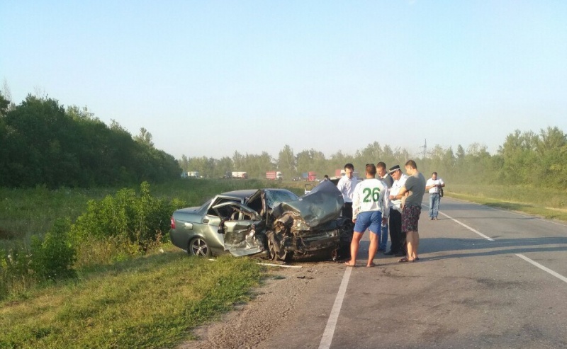 По факту гибели трех человек в аварии с участием полицейского возбуждено уголовное дело По факту гибели трех человек в аварии с участием полицейского возбуждено уголовное дело