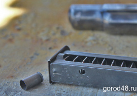 26-летний житель Сселок угрожал полицейским самодельным пистолетом