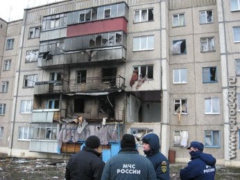 Часть дома, пострадавшего от взрыва газа в селе Ярлуково, отстроят заново Часть дома, пострадавшего от взрыва газа в селе Ярлуково, отстроят заново