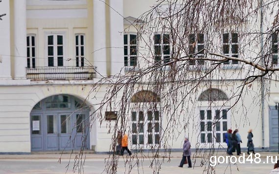 Штормовой ветер в Липецке будет и сегодня Штормовой ветер в Липецке будет и сегодня