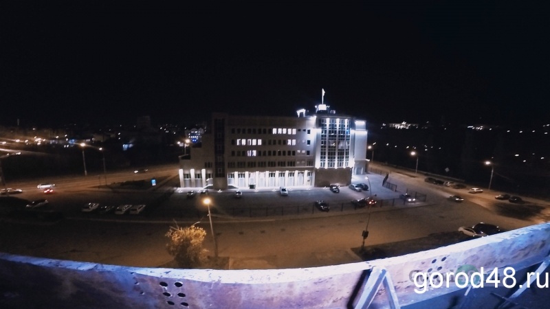 «Застывшее время»: Дед Мороз и другие секреты заброшенной гостиницы в центре Липецка «Застывшее время»: Дед Мороз и другие секреты заброшенной гостиницы в центре Липецка