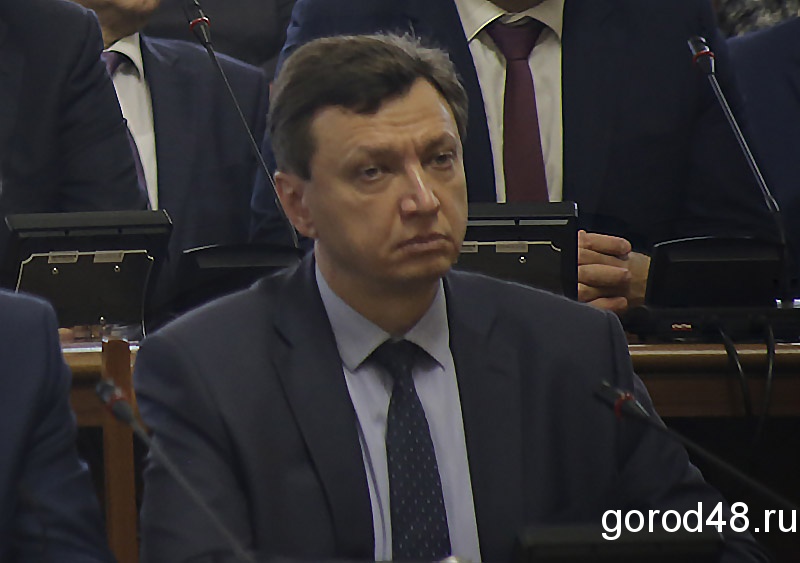 Вице-губернатор Андрей Козодеров подал заявление об уходе Вице-губернатор Андрей Козодеров подал заявление об уходе