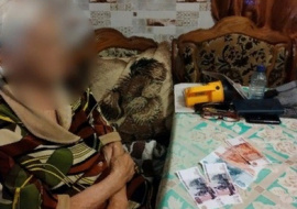 89-летней женщине часть пенсии выдали билетами банка приколов