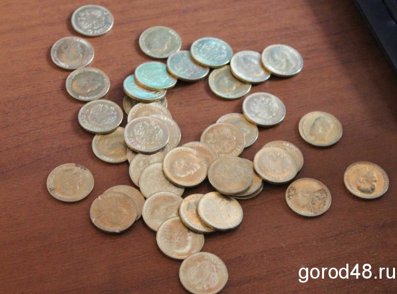Полицейские отыскали одного из продавцов клада из царских монет Полицейские отыскали одного из продавцов клада из царских монет