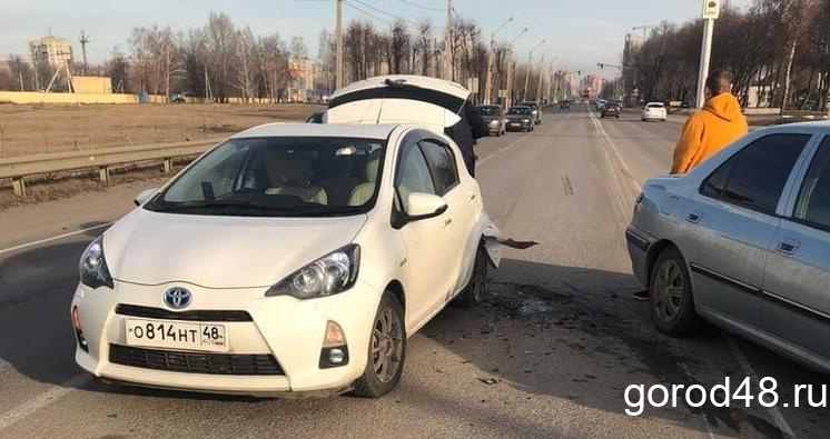 В Липецке ищут свидетелей аварии возле «Ашана» В Липецке ищут свидетелей аварии возле «Ашана»