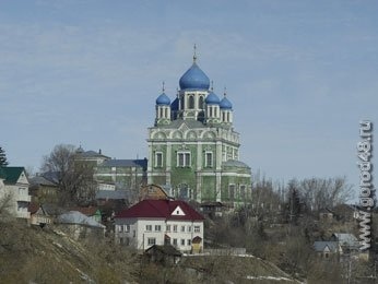 В елецкой гимназии наживались на детях В елецкой гимназии наживались на детях