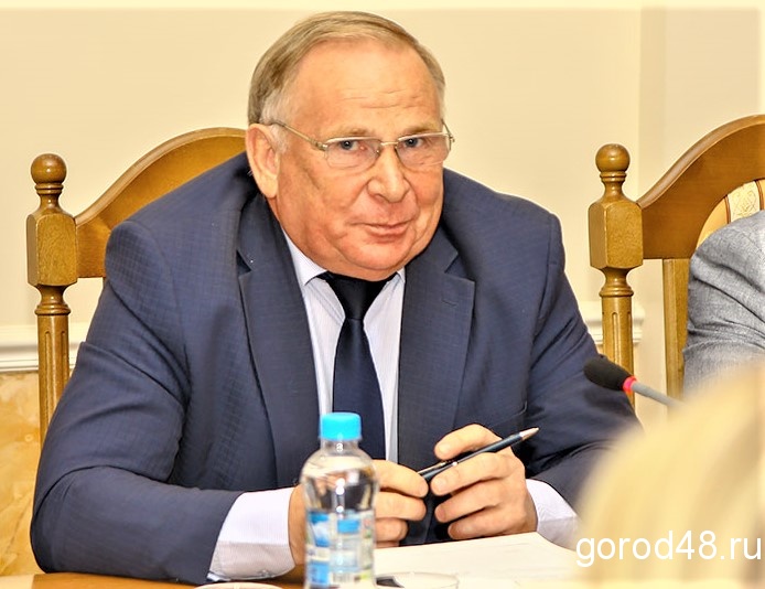 Скандальный липецкий дорожник уступил место молодому специалисту Скандальный липецкий дорожник уступил место молодому специалисту