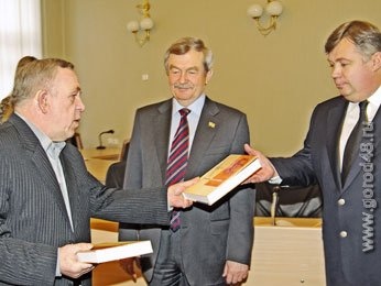В Липецке премию «Признание» получило Общество имени Ивана Бунина В Липецке премию «Признание» получило Общество имени Ивана Бунина
