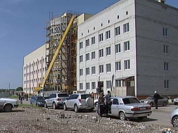 В 26 микрорайоне завершается строительство новой поликлиники В 26 микрорайоне завершается строительство новой поликлиники