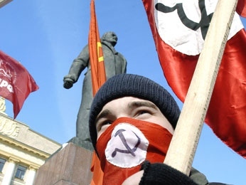 Милиция сорвала акцию национал-большевиков Милиция сорвала акцию национал-большевиков