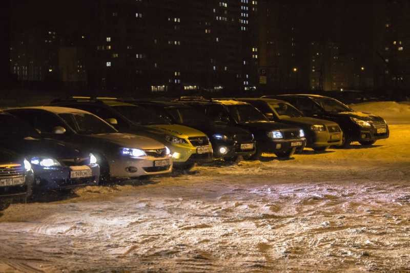 Автохулиганством у «Ашана» теперь занимаются не только на ВАЗах Автохулиганством у «Ашана» теперь занимаются не только на ВАЗах