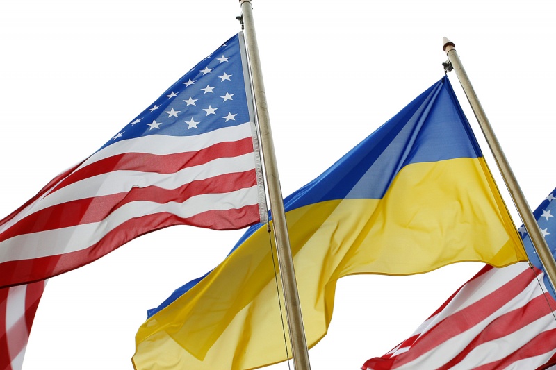 Депутат Рады обвинил США в разжигании военного конфликта на Украине Депутат Рады обвинил США в разжигании военного конфликта на Украине