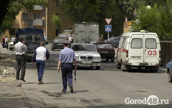 16-летнего подростка сбили на улице Стаханова 16-летнего подростка сбили на улице Стаханова
