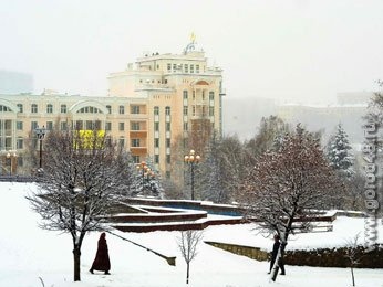 Завтра днем будет тепло и солнечно Завтра днем будет тепло и солнечно
