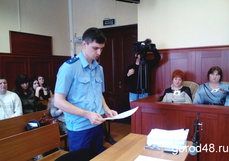 В областном суде начался процесс над двумя офицерами полиции В областном суде начался процесс над двумя офицерами полиции