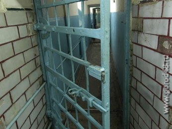 Бывший оперуполномоченный проведет за решеткой 2,5 года Бывший оперуполномоченный проведет за решеткой 2,5 года