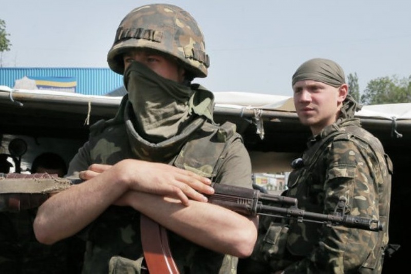 Украинские военные расстреляли четырех сослуживцев в Донецкой области Украинские военные расстреляли четырех сослуживцев в Донецкой области