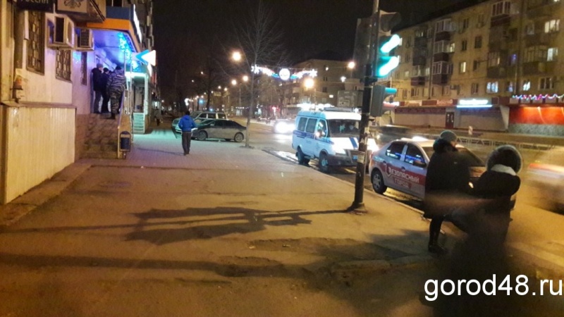 В Липецке совершено нападение на сотрудника центра микрофинансирования В Липецке совершено нападение на сотрудника центра микрофинансирования