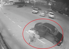 Полицейские просят помощи в поиске похитителя стула