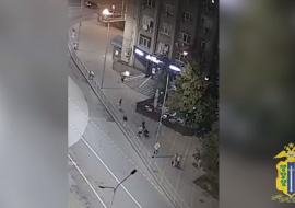 По избиению участника СВО на площади Победы возбуждено уголовное дело