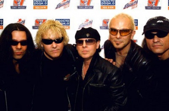 Первыми сцену «Scorpions» увидят футбольные болельщики Первыми сцену «Scorpions» увидят футбольные болельщики