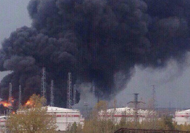 В Нижегородской области произошел крупный пожар на нефтеперерабатывающем заводе