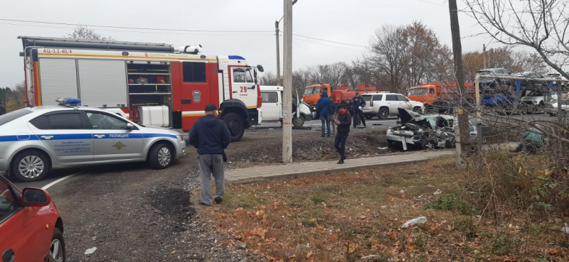 В жестком столкновении на трассе «Дон» пострадал и второй водитель В жестком столкновении на трассе «Дон» пострадал и второй водитель