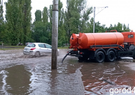 Вечером возможен ливень: коммунальные службы уже готовятся к непогоде