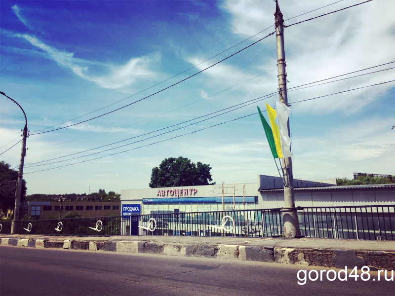 Липецк начали украшать к Дню города Липецк начали украшать к Дню города