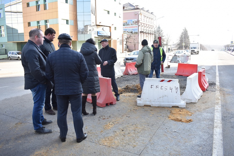Дорожное полотно на улице Советской приведут в первоначальный вид Дорожное полотно на улице Советской приведут в первоначальный вид