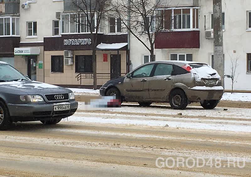 Мужчина погиб под колесами автомобиля на улице Гагарина Мужчина погиб под колесами автомобиля на улице Гагарина