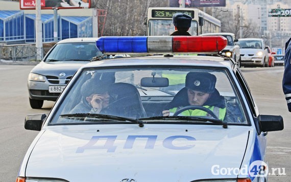 На улице Баумана попала под машину 77-летняя пенсионерка На улице Баумана попала под машину 77-летняя пенсионерка