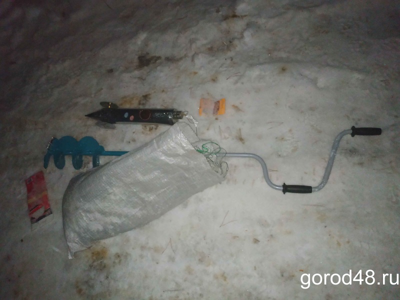 На реке Воронеж поймали браконьеров с торпедой На реке Воронеж поймали браконьеров с торпедой