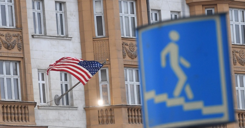 Россия сможет заменить высланных из США дипломатов Россия сможет заменить высланных из США дипломатов
