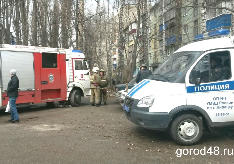 В Липецке эвакуировали «Петровский рынок» В Липецке эвакуировали «Петровский рынок»