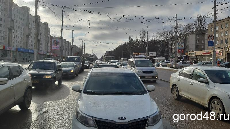 Липчанам гарантировали транспортный коллапс из-за ремонта проспекта Победы Липчанам гарантировали транспортный коллапс из-за ремонта проспекта Победы