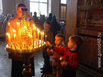 Сегодня православные верующие отметят первый из трех летне-осенних Спасов Сегодня православные верующие отметят первый из трех летне-осенних Спасов