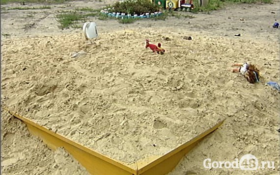 Довыборы в городской совет больше напоминают "шоу двойников" Довыборы в городской совет больше напоминают "шоу двойников"