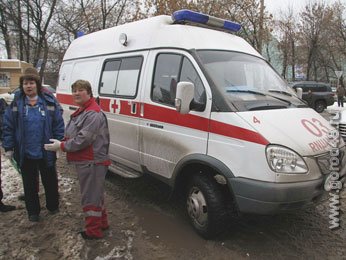 В Липецке упала с 9-го этажа 22-летняя девушка В Липецке упала с 9-го этажа 22-летняя девушка