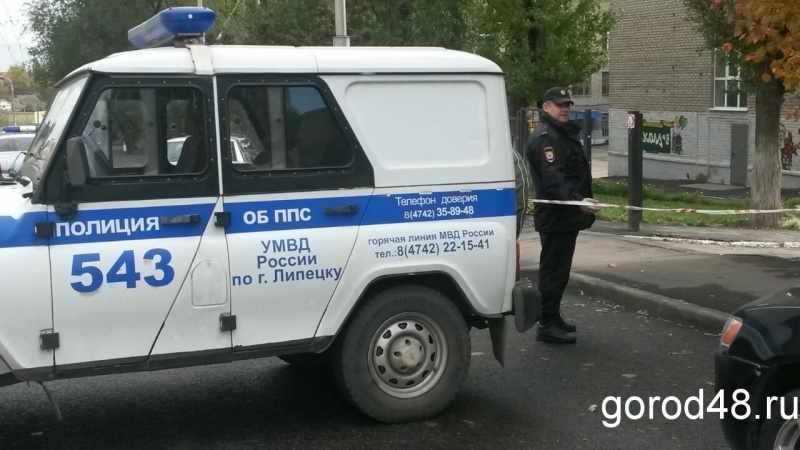 «Заминировали» дом со штабом Навального «Заминировали» дом со штабом Навального