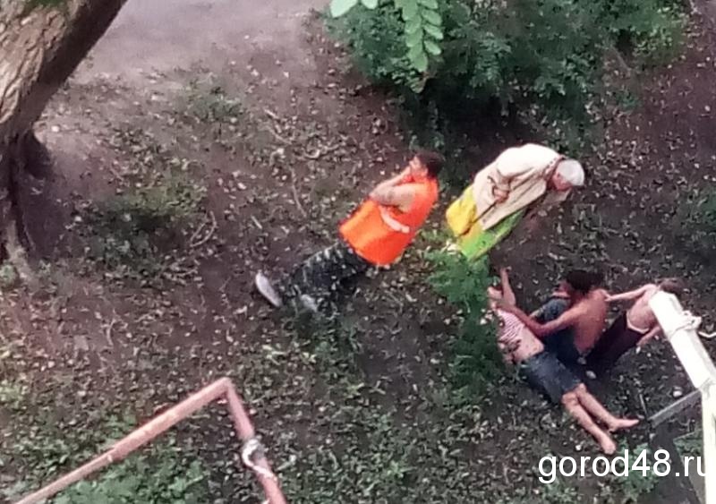 После семейного конфликта липчанка упала из окна четвертого этажа После семейного конфликта липчанка упала из окна четвертого этажа