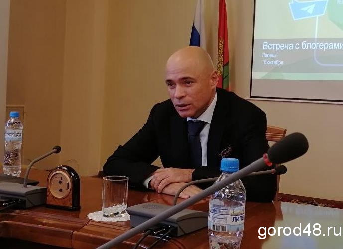 «Сначала диктатура — а потом уже демократия» «Сначала диктатура — а потом уже демократия»