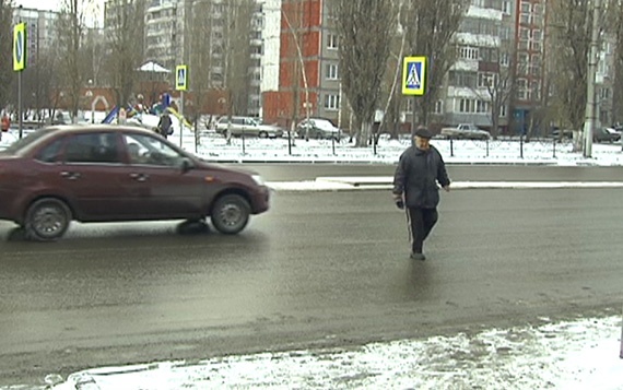 Начали действовать поправки в правила дорожного движения Начали действовать поправки в правила дорожного движения