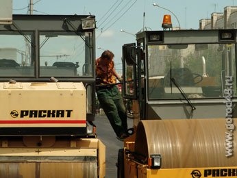 В Липецке полным ходом идет капитальный ремонт дорог В Липецке полным ходом идет капитальный ремонт дорог
