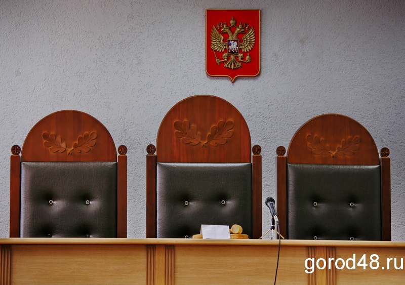 Суд оштрафовал жителя области за мелкое взяточничество Суд оштрафовал жителя области за мелкое взяточничество